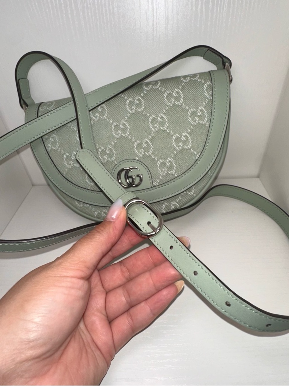 Gucci Mint Green GG Canvas Saddle Crossbody - Picture 6 of 9